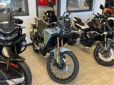 CFMOTO IBEX 450 2025 Bicylindre 449cc 44hp Ecran 5 TFT Hauteur de selle 31.5-32.3 ajustable ABS 6 vi...