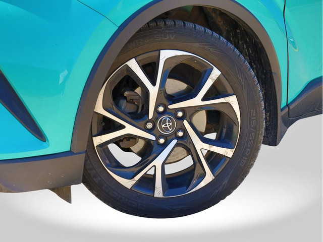 2018 Toyota C-HR XLE | Heated Seat | Climate Ctrl | Rader Cruise in Cars & Trucks in Mississauga / Peel Region - Image 2