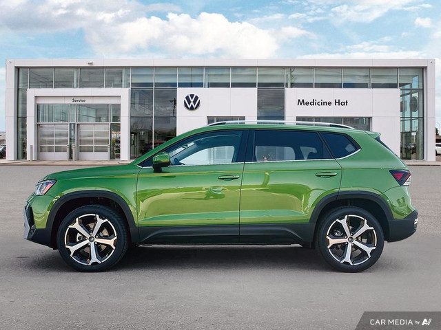 2025 Volkswagen Taos Highline 4MOTION Leather, Turbo, AWD Option in Cars & Trucks in Medicine Hat - Image 4
