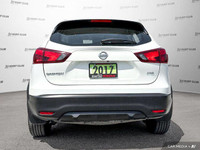 Unrivaled versatility for your active life. This 2017 Nissan Qashqai, boasting a low 88,778 km, seam... (image 5)
