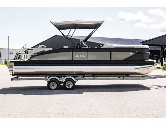 2025 Barletta Cabrio 24 UE in Powerboats & Motorboats in Québec City - Image 6