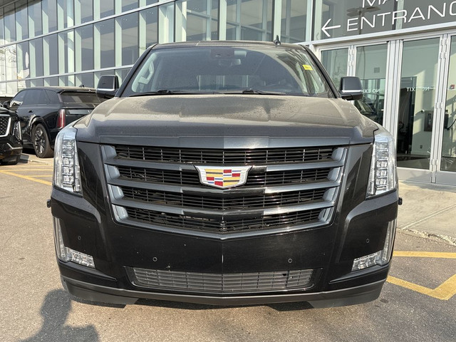 2020 Cadillac Escalade Luxury in Cars & Trucks in Edmonton - Image 3