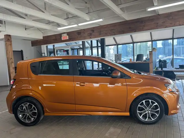 2017 Chevrolet Sonic 5dr HB Auto LT in Cars & Trucks in Longueuil / South Shore - Image 7