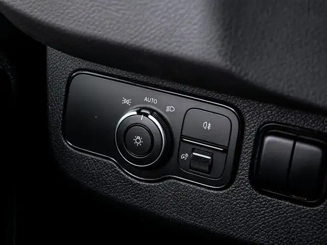2019 Mercedes-Benz Sprinter 2500 in Cars & Trucks in Mississauga / Peel Region - Image 12