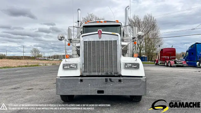 2020 KENWORTH W900L HIGHWAY / SLEEPER TRUCK / TRACTOR in Heavy Trucks in Chilliwack - Image 3