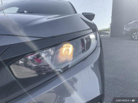 This Honda Civic Sedan boasts a Regular Unleaded I-4 2.0 L/122 engine powering this Variable transmi... (image 9)