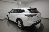WIND CHILL PEARL, ALL WHEEL DRIVE, REAR SPOILER, HEATED FRONT SEATS, ADAPTIVE CRUISE CONTROL, LANE D... (image 3)