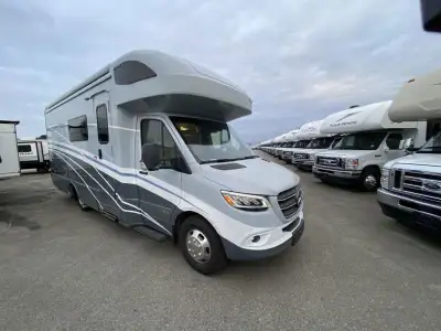 Winnebago View Class C diesel motorhome 24D highlights: Rear Bath Murphy+ Bed Pedestal Table U-Shape...