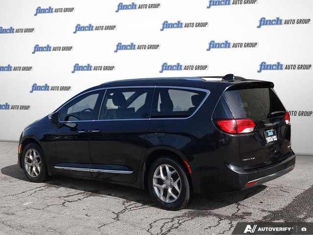 2017 Chrysler Pacifica Limited PANO SUNROOF | 2ND ROW CAPTAIN... in Cars & Trucks in London - Image 4