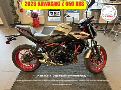 LIGHTLY USED - FULLY SERVICED + ONLY 4,800KMS Unleash the Thrill With Confidence and StyleLooking fo...