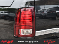 2018 Ram 1500 Limited Brilliant Black Crystal Pearlcoat *NAVIGATION*, *BLUETOOTH*, *SUNROOF*, *CLEAN... (image 8)