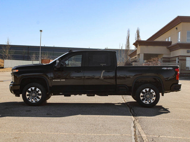  2024 Chevrolet Silverado 2500HD Custom in Cars & Trucks in Strathcona County - Image 4