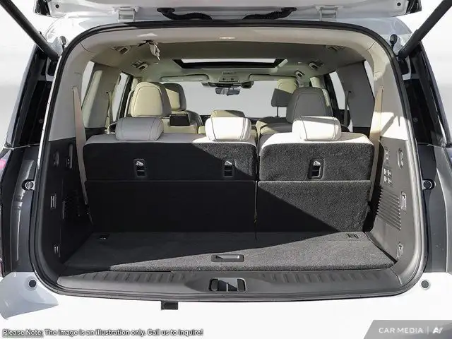 2025 Nissan Armada Platinum Reserve in Cars & Trucks in Hamilton - Image 8