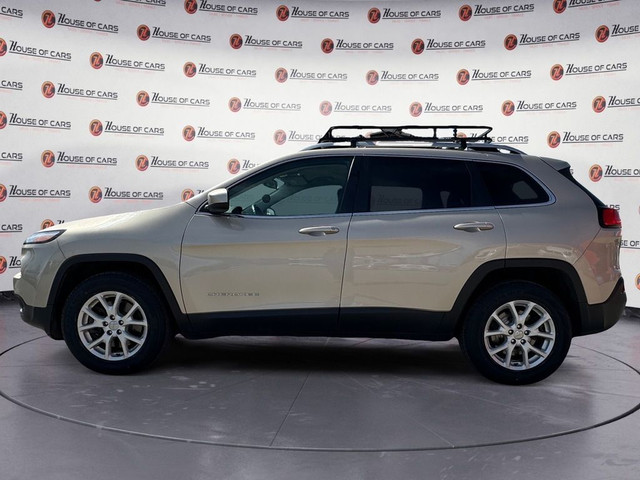  2015 Jeep Cherokee 4WD 4dr North in Cars & Trucks in Calgary - Image 2