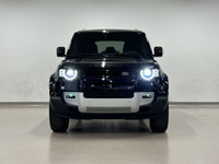 Le Land Rover Defender 110 P300 S 2024 est un VUS robuste et performant, conçu pour affronter une gr... (image 2)