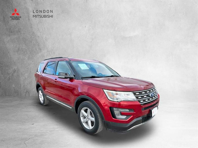  2017 Ford Explorer XLT - 4WD in Cars & Trucks in London - Image 2