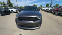 This Dodge Durango is equipped with: Cloth Bucket Seats, Power Sunroof, Front Heated Seats, Heated S... (image 5)