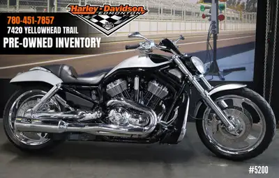 Talk with us about financing! Includes: Supertrapp 2-1 Exhaust, Custom Grips, Pegs, Brake Pedal, Shi...