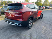 No Accidents, Top of the line with heated Cooling power leather seats, Navigation, Back up Camera, H... (image 3)