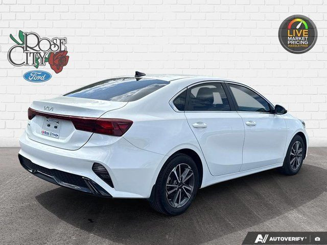 2022 Kia Forte | Heated Seats | Heated Steering Wheel in Cars & Trucks in Windsor Region - Image 3