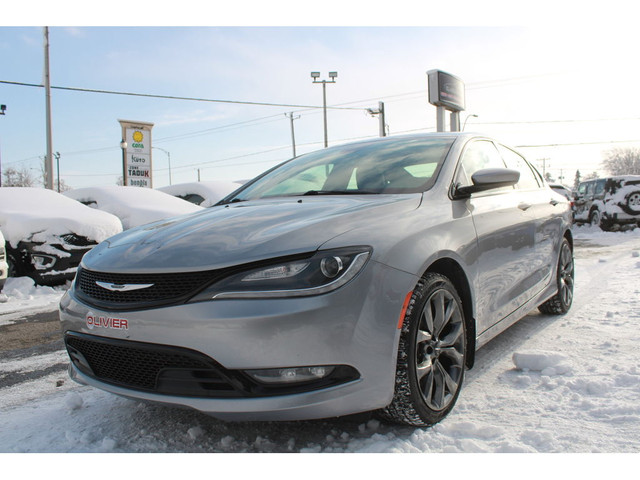 2015 Chrysler 200 S AWD, DÉMARREUR A DISTANCE, MAGS, NAVIGATION in Cars & Trucks in Longueuil / South Shore - Image 2