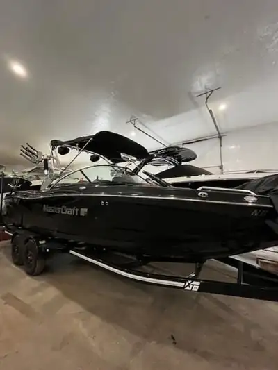 INCLUDES... Trailer ,ILMOR 6000GDI 6.2 liter inboard engine 430hp 281 hours ZFT2 Wakeboard tower tha...