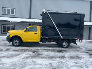 2021 RAM 3500 Chassis Tradesman/SLT DUMP BODY!!! LARGE CARGO...