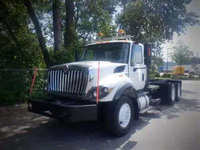 2012 International 7400 Cab and Chassis Diesel With Air Brakes, 7.6L L6 DIESEL engine, 6 cylinders,...