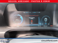 Le Ford F-150 Lightning Lariat 2023, avec sa grosse batterie, offre une autonomie impressionnante al... (image 7)