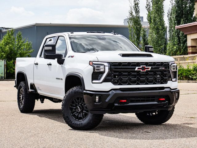 2025 Chevrolet Silverado 2500HD ZR2 in Cars & Trucks in Strathcona County - Image 2