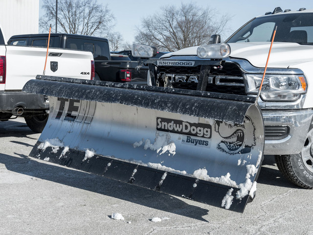2024 Ram 2500 COMPANY DEMO | PLOW INCLUDED | REG CAB | LONG BOX in Cars & Trucks in Woodstock - Image 3