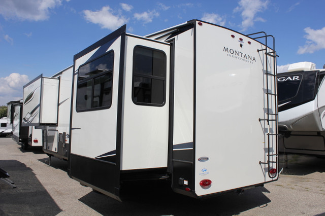 2024 Keystone Montana High Country FW - Fifth Wheel 311RD in Travel Trailers & Campers in Kelowna - Image 3