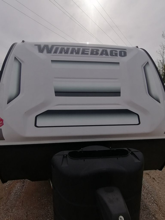 2022 WINNEBAGO MICRO MINNIE 2225RL in Travel Trailers & Campers in London - Image 3