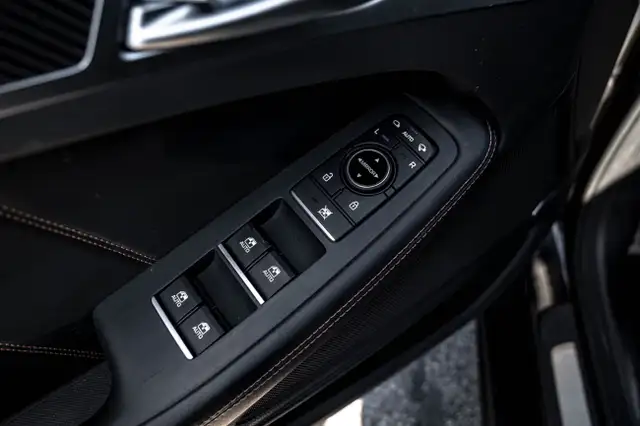 2020 Genesis G80 3.3T Sport AWD | BACKUP CAMERA | LEATHER | NAVI in Cars & Trucks in Mississauga / Peel Region - Image 12