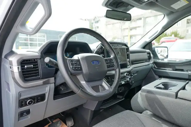 2024 Ford F-150 XLT | No Accidents | 400 HP EcoBoost | V6 Engine in Cars & Trucks in Calgary - Image 13