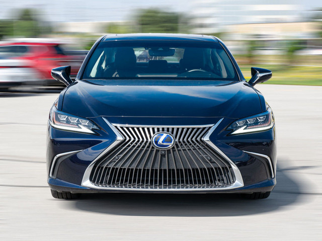 2020 Lexus ES 300 300H|PREMUM PKG|HYBRID|NAV|ROOF|B.SPOT|ACC|BAC in Cars & Trucks in City of Toronto - Image 2