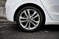 Low Mileage, Leather Seats, Navigation, Sunroof, Rear View Camera, Bluetooth! 6 LOCATIONS KINGSTON -... (image 5)