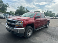 2018 CHEVROLET SILVERADO CREW CAB 4WD ! RUNS AND DRIVES GREAT , TWO SETS OF TIRES , BEING SOLD AS-IS... (image 6)