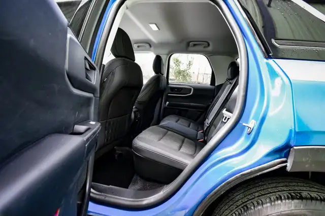 2022 Ford Bronco Sport Big Bend • LOW MILEAGE • HEATED SEATS • C dans Autos et camions dans Cornwall - Image 29