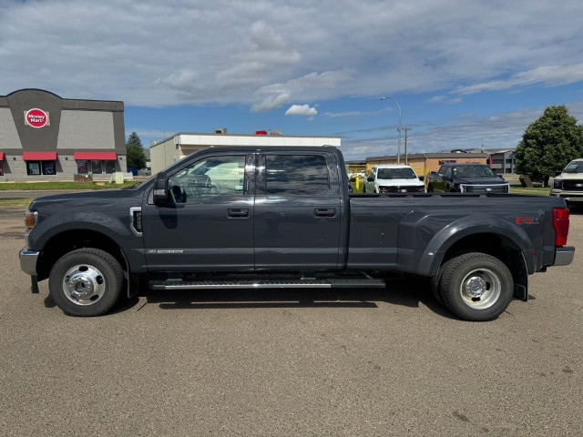 2021 Ford F-350 Lariat in Cars & Trucks in Medicine Hat - Image 2