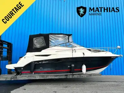 Bateau Cruiser LARSON cabrio 265 2013 Concessionnaire de bateaux et pontons neufs et d'occasion Math...