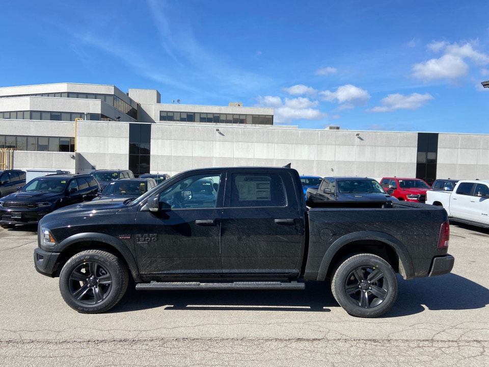 2022 Ram 1500 Classic WARLOCK