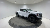 ADAPTIVE CRUISE CONTROL, NAVIGATION SYSTEM, HEATED REAR SEATS, TWIN PANEL MOONROOF, CARBON FIBRE INT... (image 1)