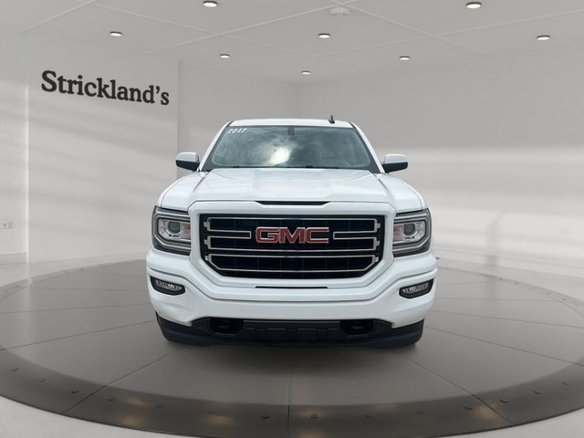 2017 GMC SIERRA 1500 SLE 4X4 CREW CAB in Cars & Trucks in Stratford - Image 3