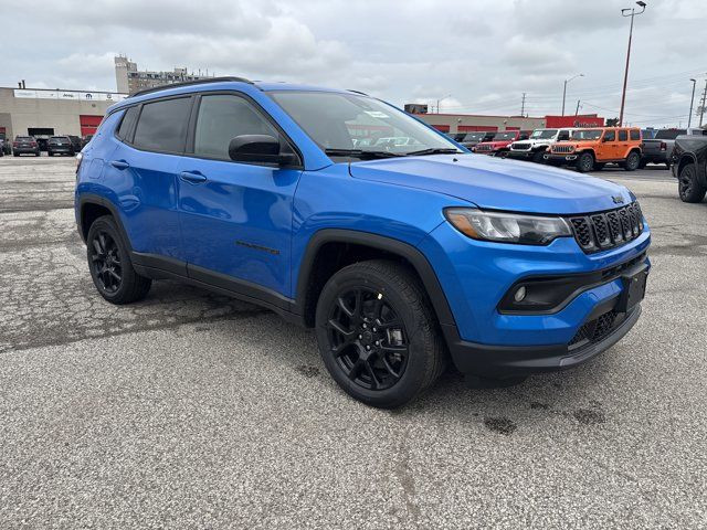 2025 Jeep Compass Altitude in Cars & Trucks in Mississauga / Peel Region - Image 3