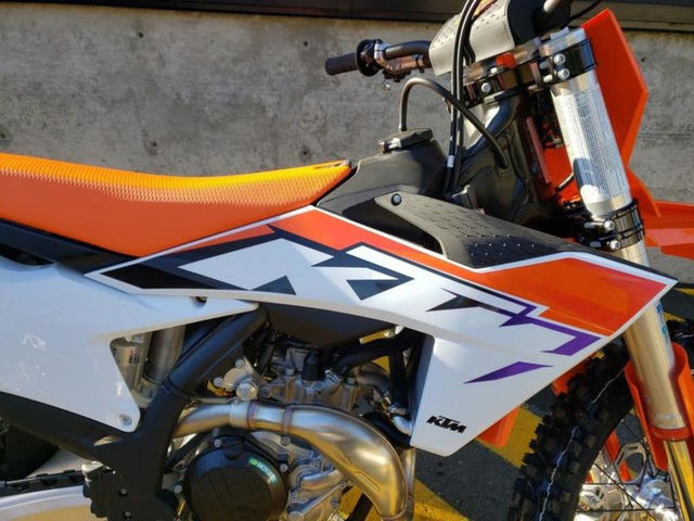 2023 KTM SX 450 F in Street, Cruisers & Choppers in Calgary - Image 3