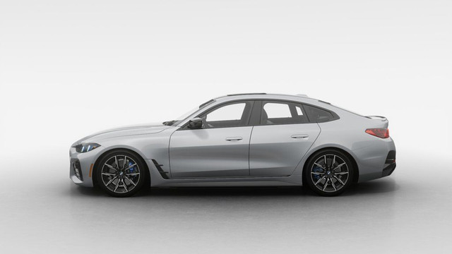 2025 BMW i4 eDrive35 Gran Coupe | Premium | M Sport | Freins M in Cars & Trucks in City of Montréal - Image 4