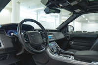 Land Rover Range Rover Sport P360 SE 2022: - Extérieur métallisé noir SANTORINI sur intérieur en cui... (image 1)