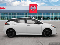 Recent Arrival! 17 Alloy Wheels, Active Cruise Control, Auto-dimming Rear-View mirror, Emergency com... (image 1)