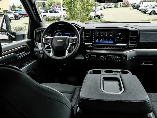 2025 Chevrolet Silverado 3500HD LT in Cars & Trucks in Strathcona County - Image 30